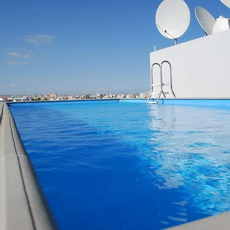 Alex 3 Bedrooms Duplex With Shared Pool Larnaca
