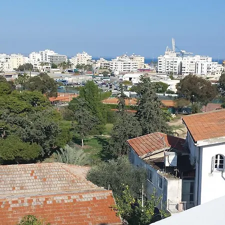 Alex 3 Bedrooms Duplex With Shared Pool Larnaca
