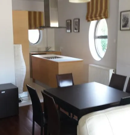 Alex 3 Bedrooms Duplex With Shared Pool Larnaca