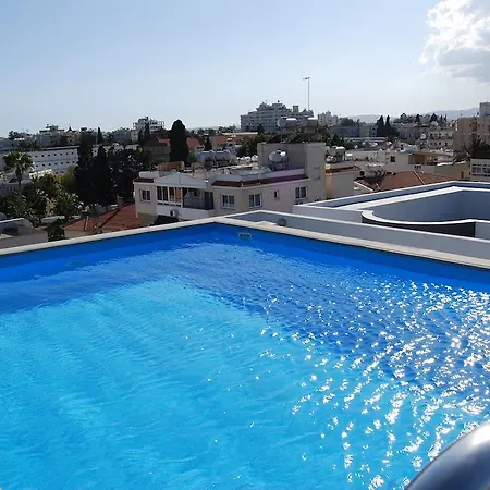 Apartment Alex 3 Bedrooms Duplex With Shared Pool Larnaca